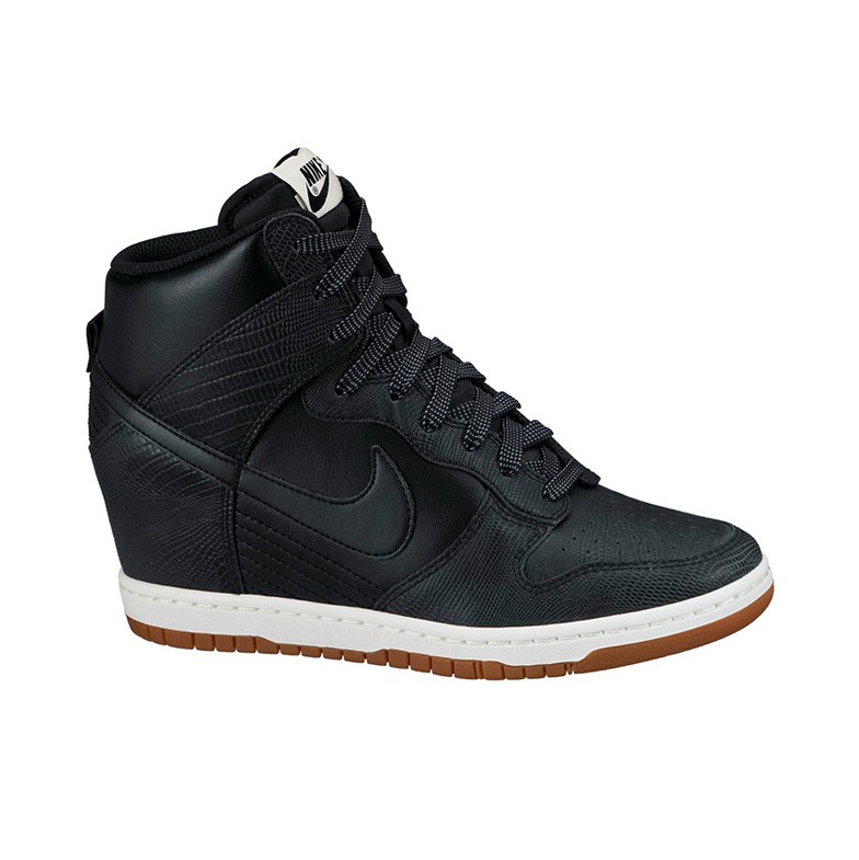 WMNS Nike Dunk Sky HI (Black)