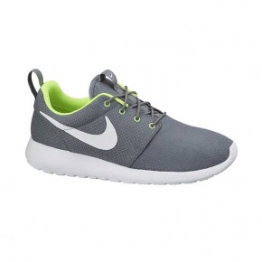 Sepatu Casual Nike Rosherun 