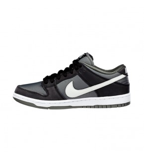 Nike SB Dunk Low Pro (Black)