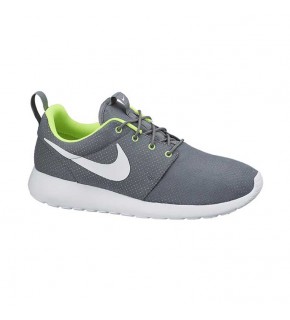 Sepatu Casual Nike Rosherun 