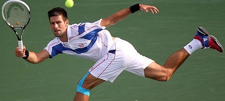 Plester Multifungsi pemain tenis
